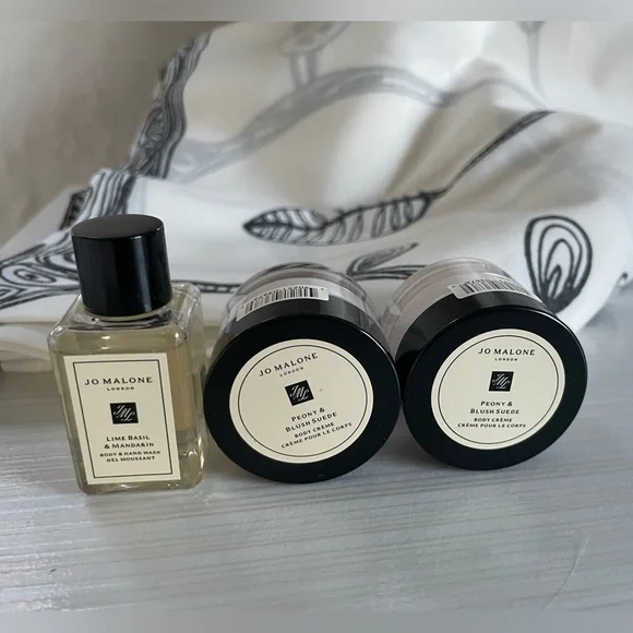 Jo Malone London body and hand wash, body cream and mini candle - Picture 3 of 11